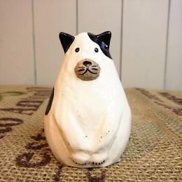 猫 置物 木彫り アニマル 可愛い オブジェ コロンと小さい ラマタマアニマル 白ネコ